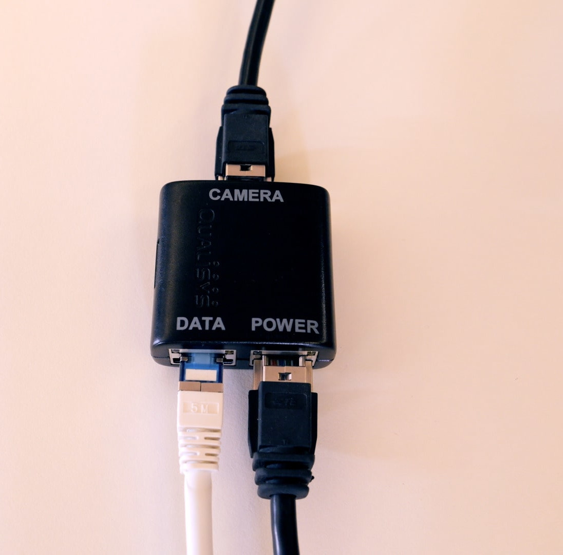 Connecting the cameras